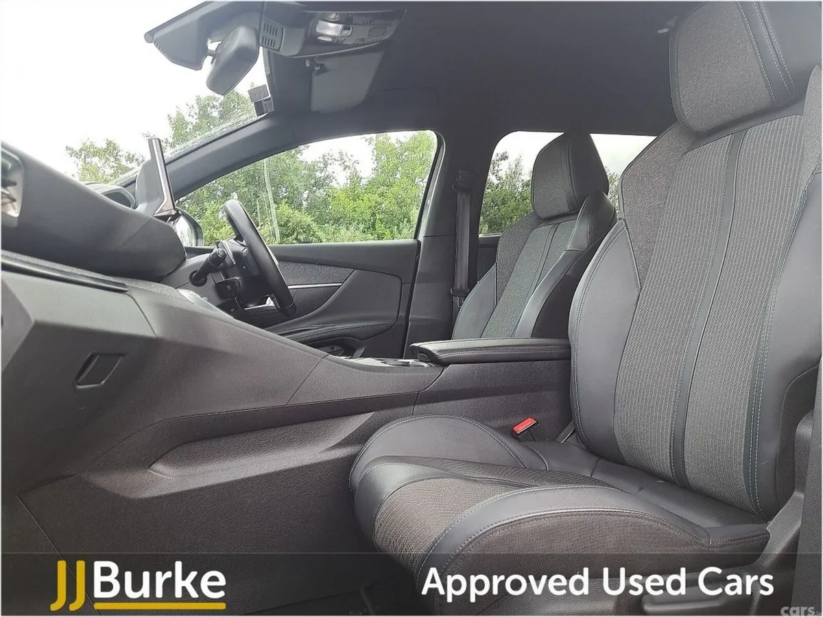 Peugeot 5008 SUV, Diesel, 2024, Grey