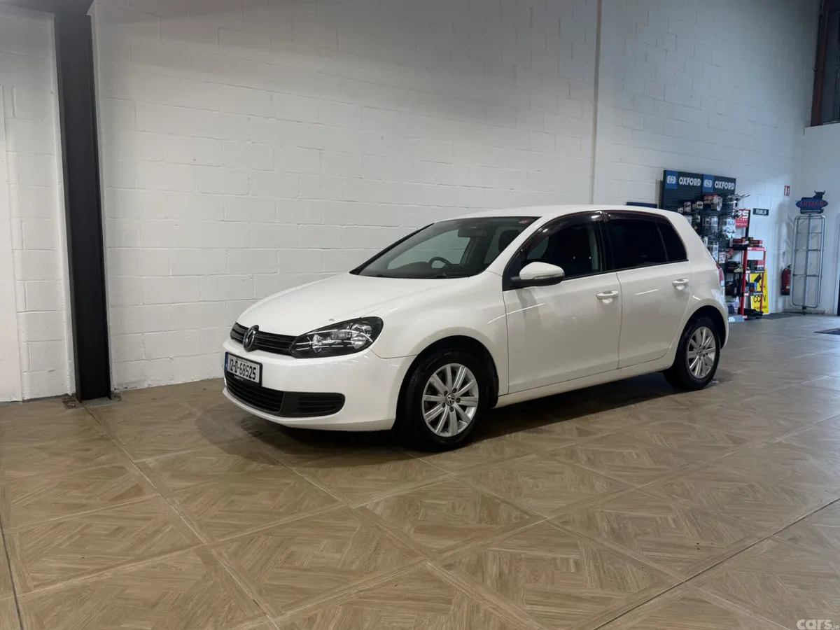 Volkswagen Golf Hatchback, Petrol, 2012, White