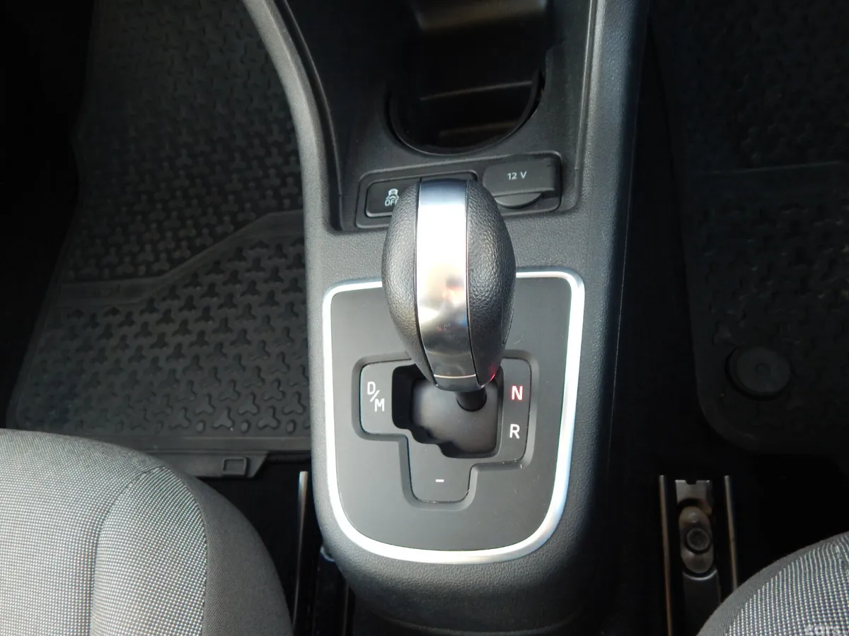 Volkswagen up! Hatchback, Petrol, 2016, White
