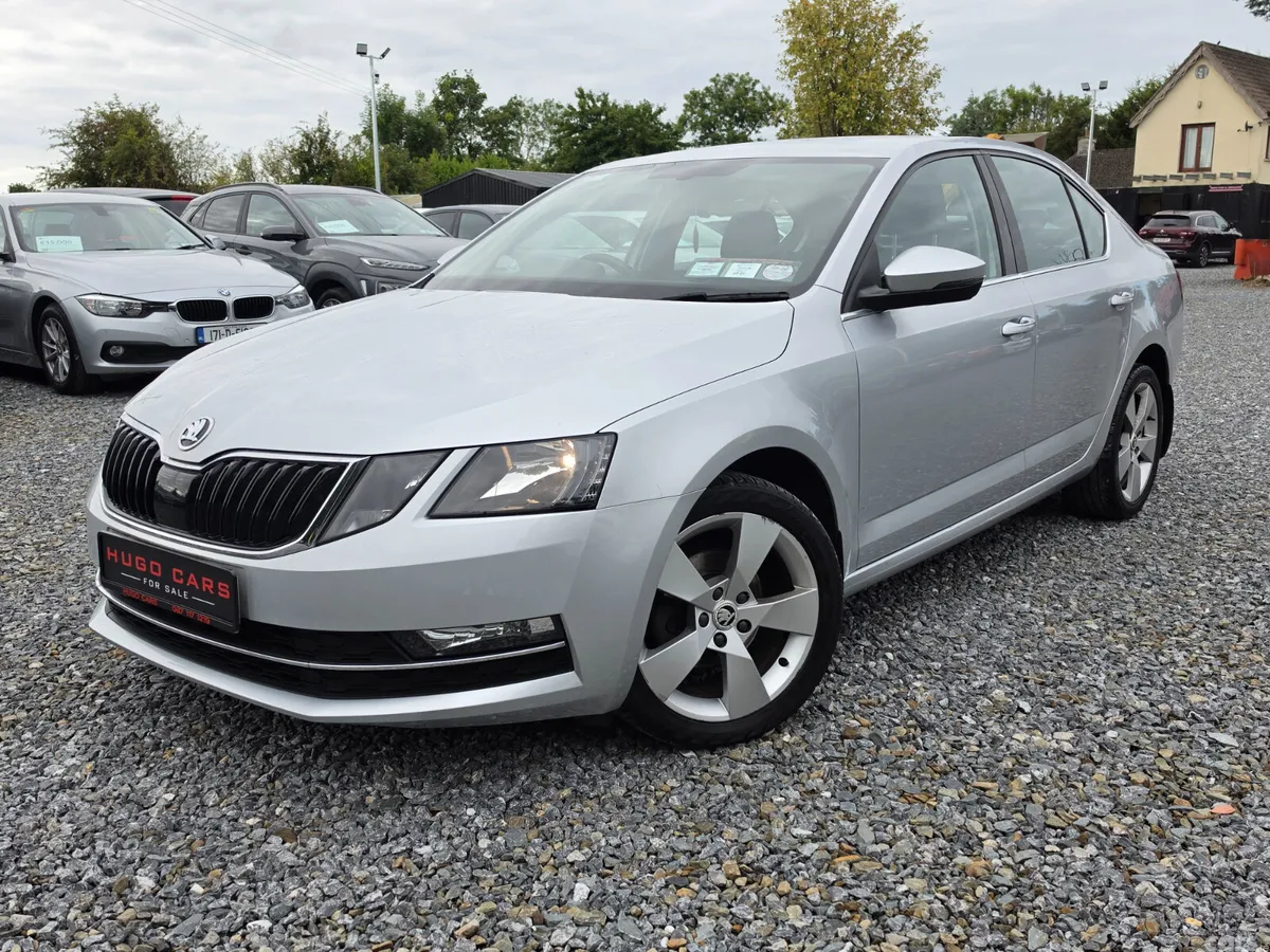 Skoda Octavia Saloon, Diesel, 2018, Grey