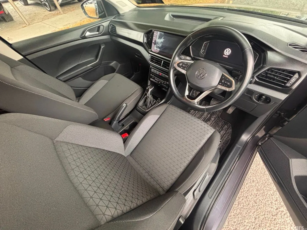 Volkswagen T-Cross SUV, Petrol, 2023, Blue