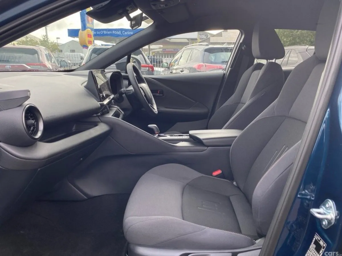 Toyota C-HR Hatchback, Petrol Plug-in Hybrid, 2026, Blue