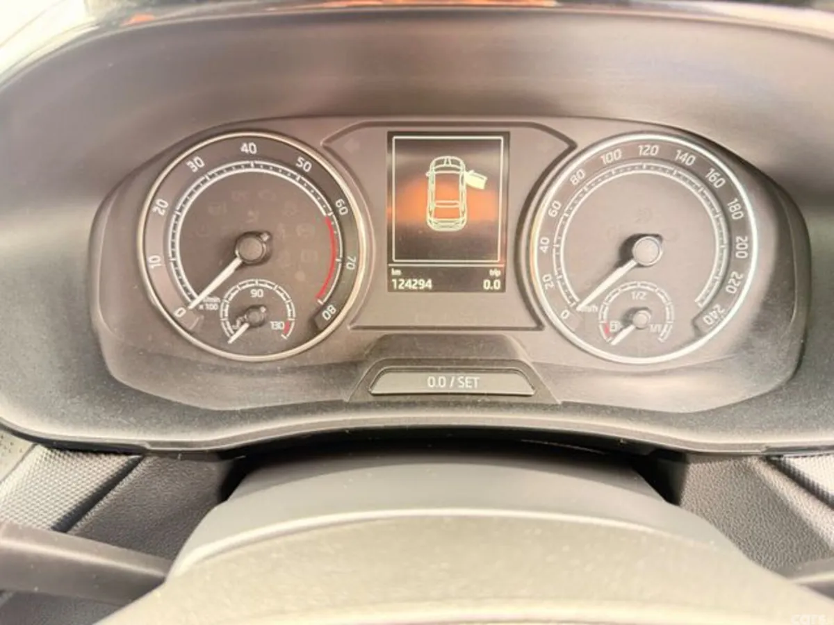 Skoda Fabia Hatchback, Petrol, 2023, White