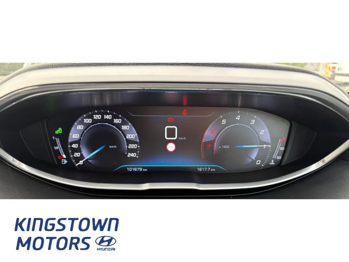 Peugeot 3008 MPV, Petrol, 2019, White