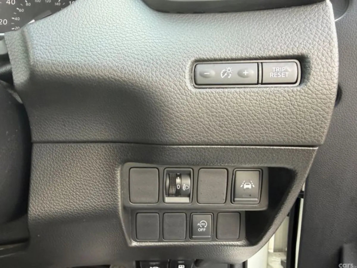 Nissan Qashqai SUV, Diesel, 2019, White