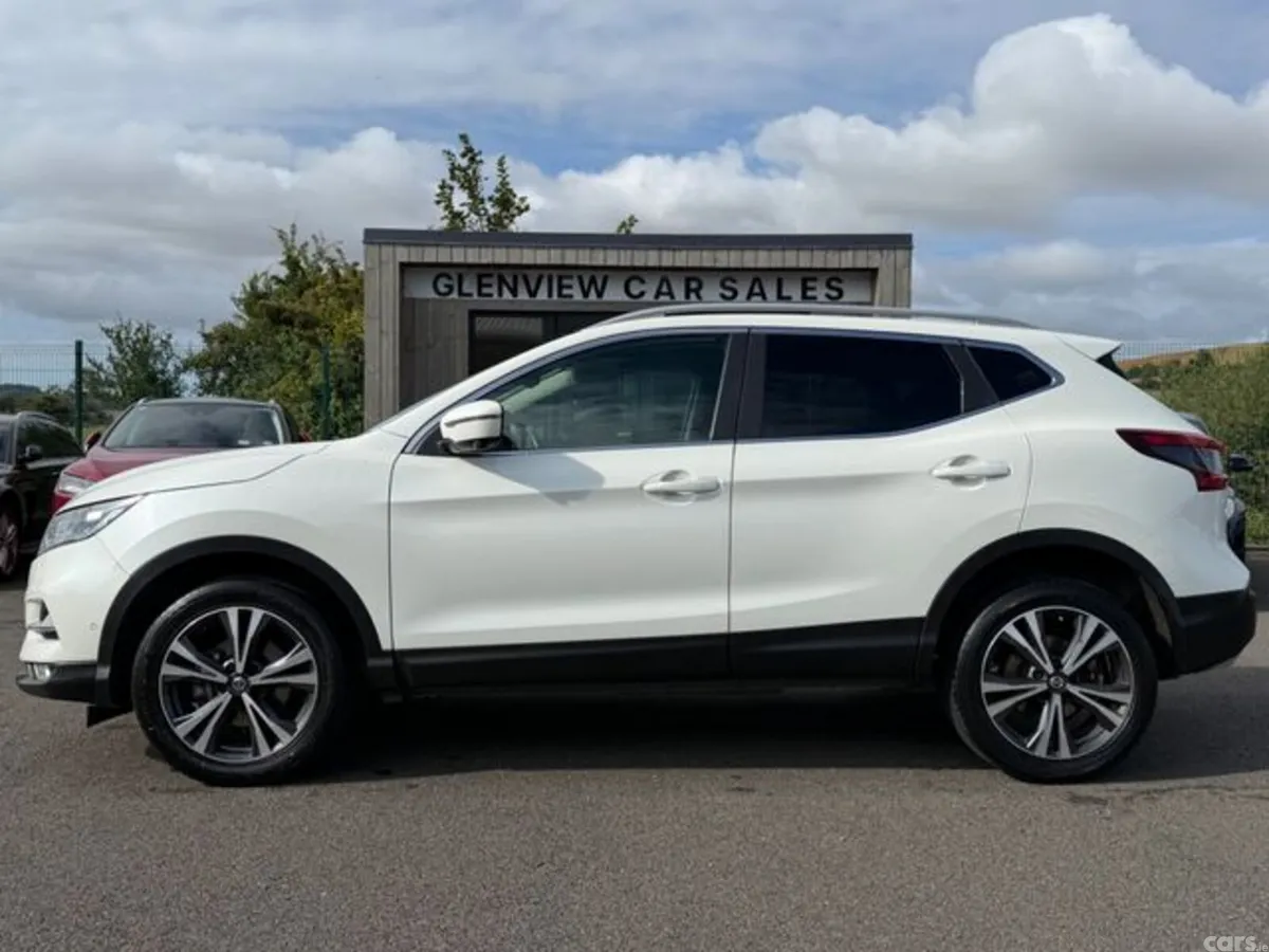 Nissan Qashqai SUV, Diesel, 2019, White