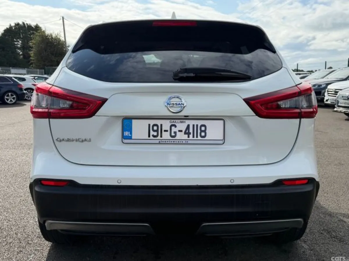 Nissan Qashqai SUV, Diesel, 2019, White