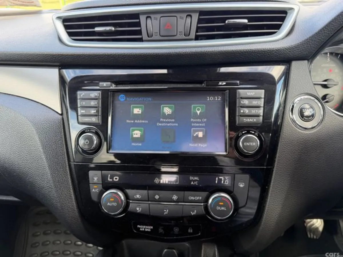 Nissan Qashqai SUV, Diesel, 2019, White