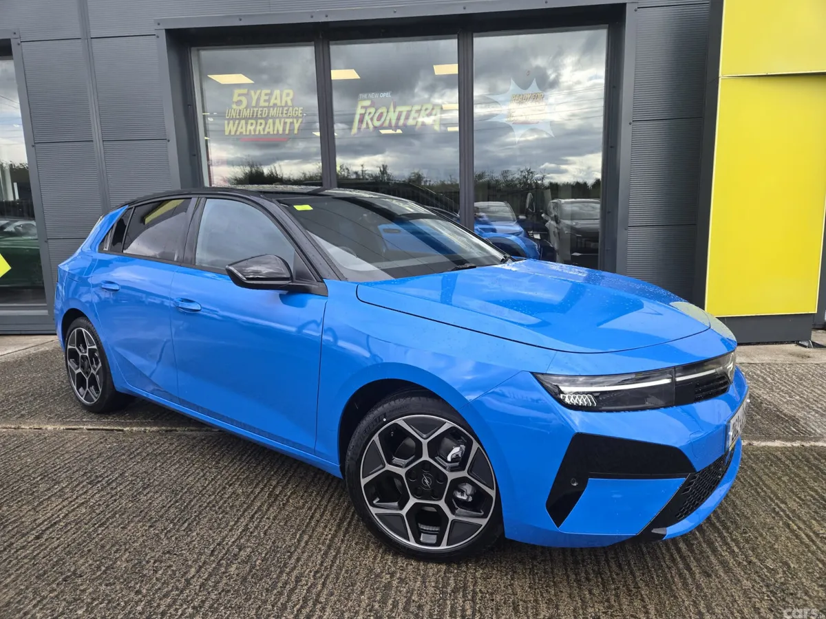 Opel Astra Hatchback, Diesel, 2026, Blue