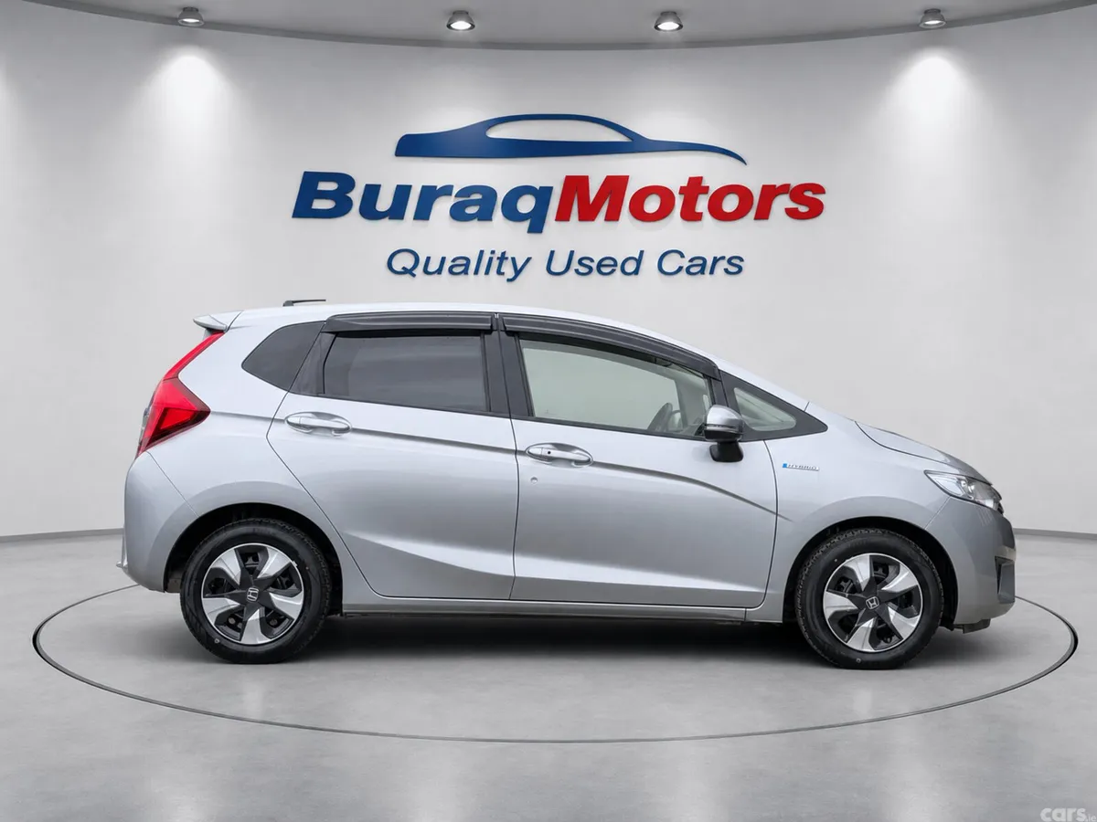 Honda Fit Hatchback, Petrol Hybrid, 2016, Silver