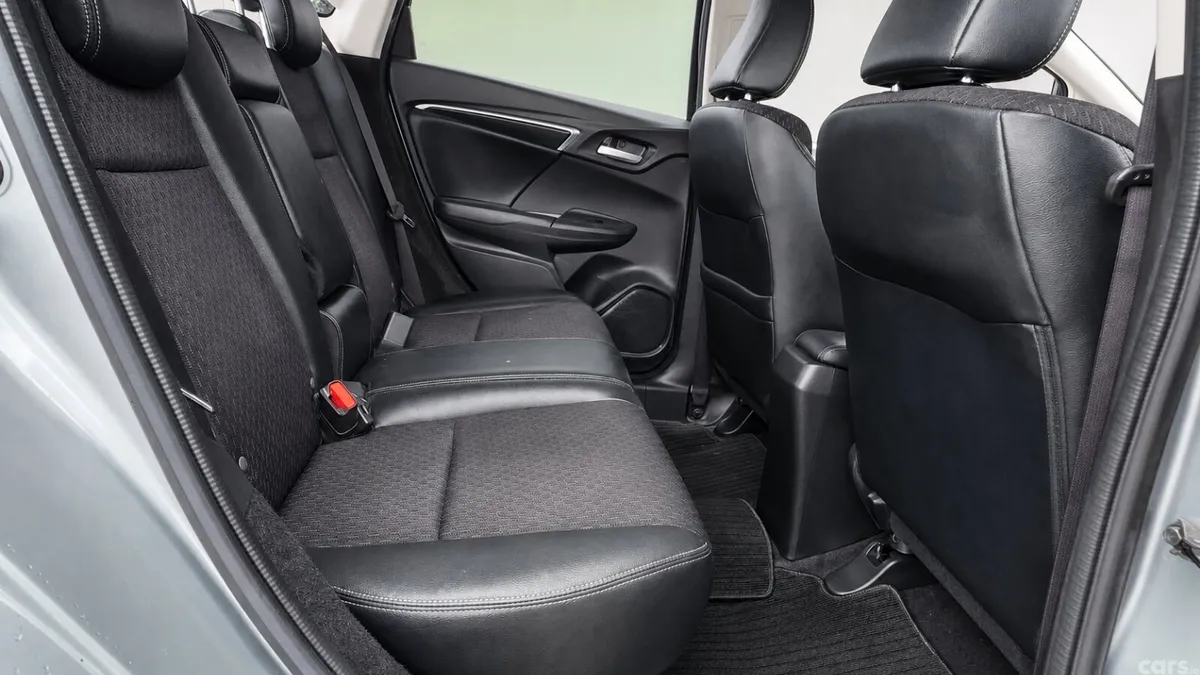 Honda Fit Hatchback, Petrol Hybrid, 2016, Silver