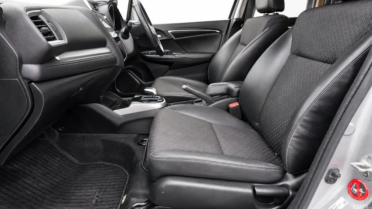 Honda Fit Hatchback, Petrol Hybrid, 2016, Silver