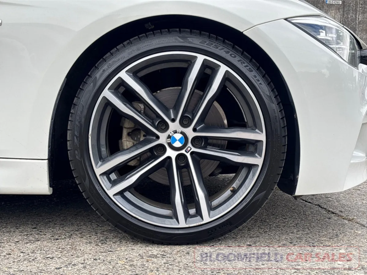 BMW 3-Series Estate, Diesel, 2019, White