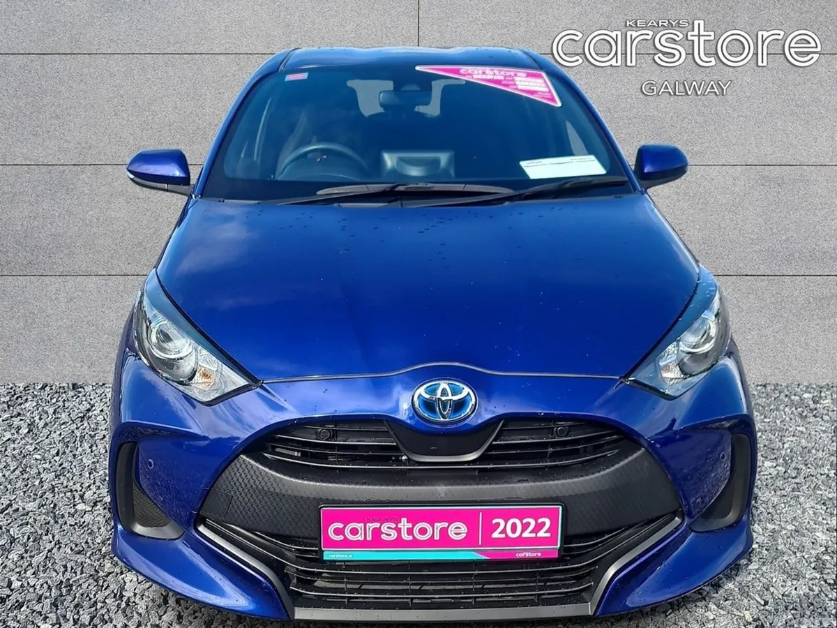 Toyota Yaris Hatchback, Petrol Hybrid, 2022, Blue