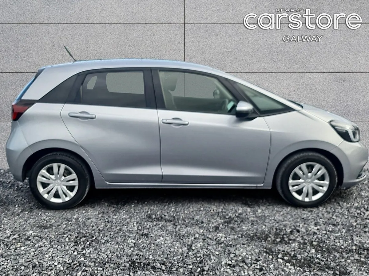 Honda Fit Hatchback, Petrol Hybrid, 2023, Silver