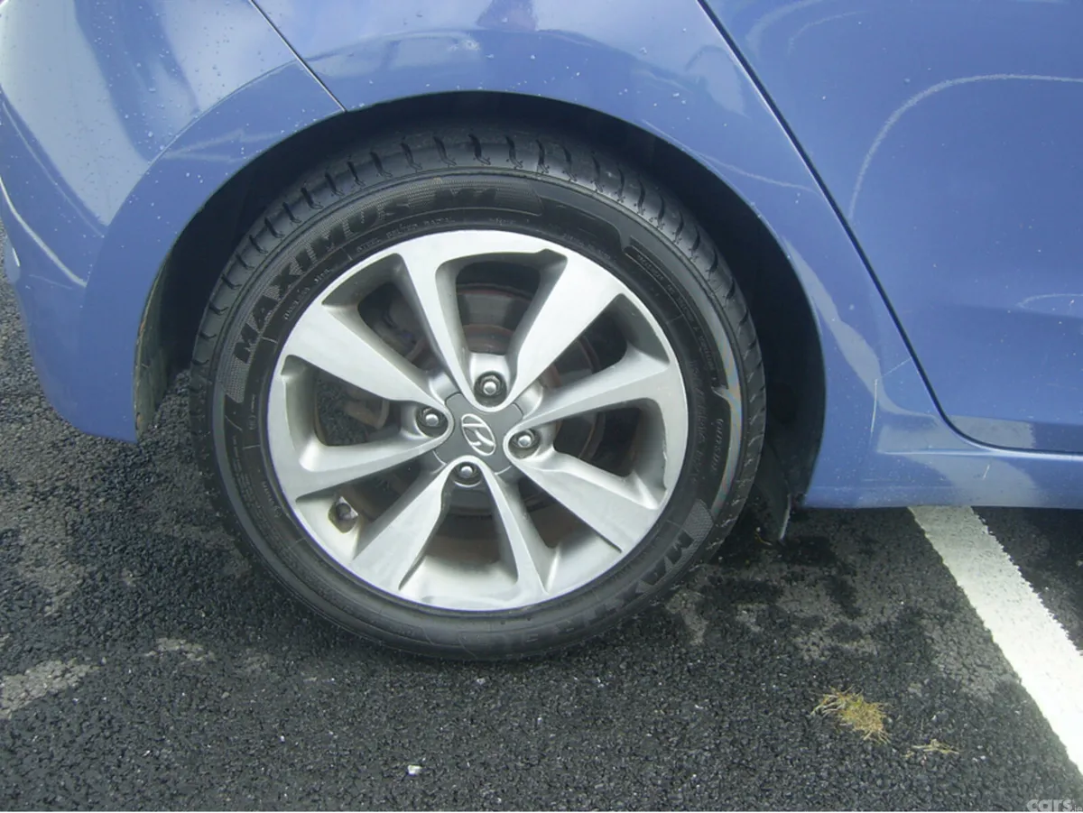 Hyundai i20 Hatchback, Diesel, 2015, Blue