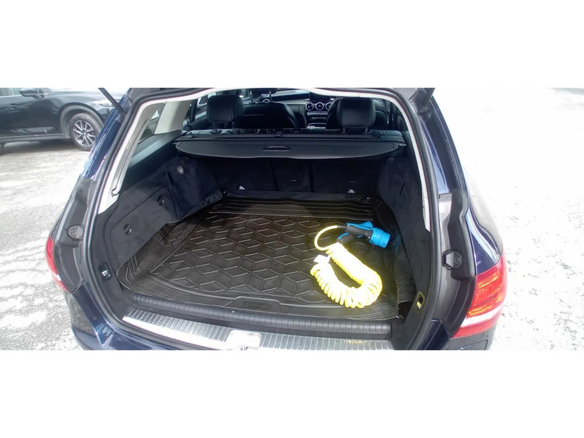 Mercedes-Benz C-Class Estate, Petrol Plug-in Hybrid, 2018, Blue