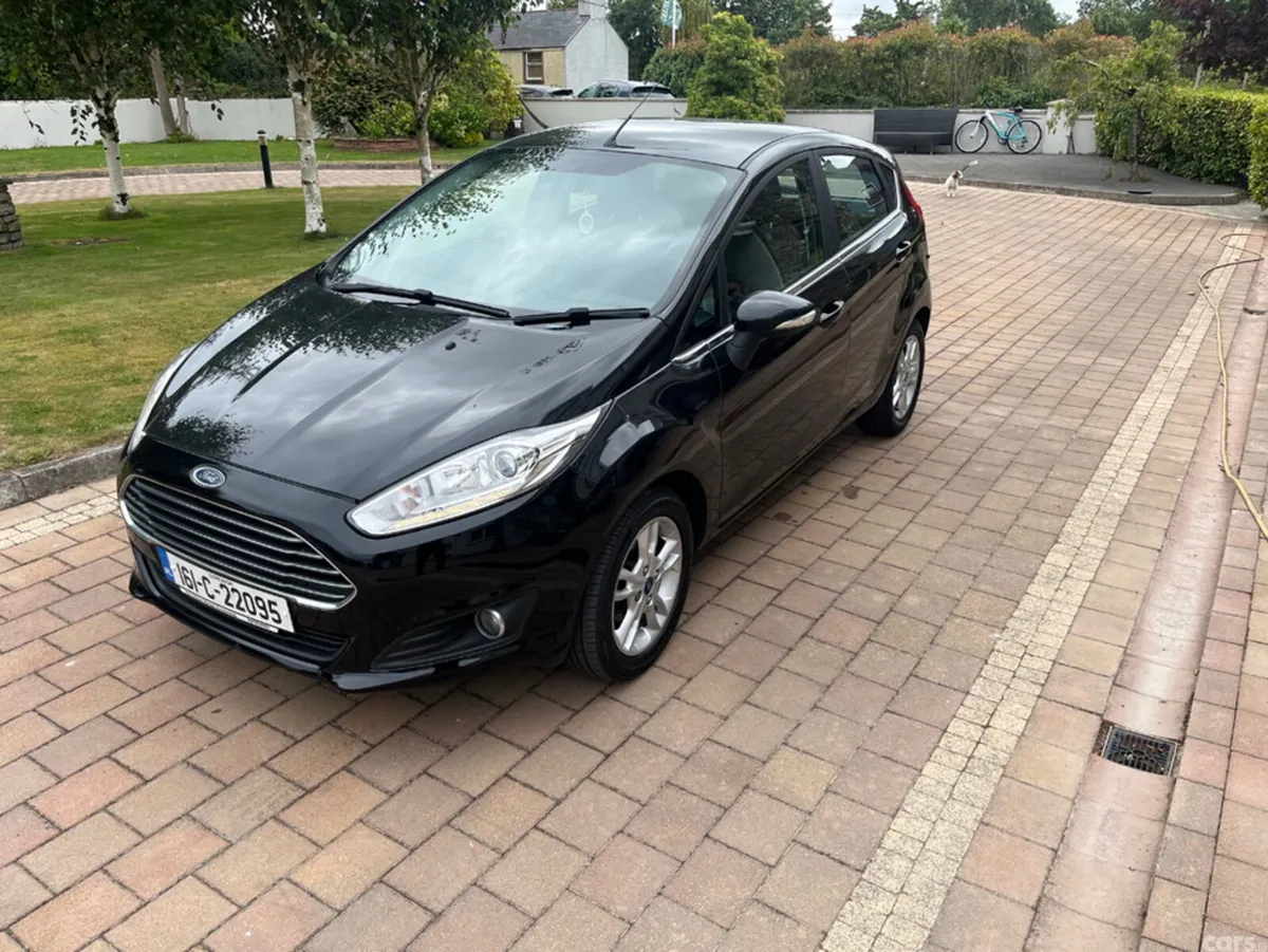 Ford Fiesta Hatchback, Petrol, 2016, Black