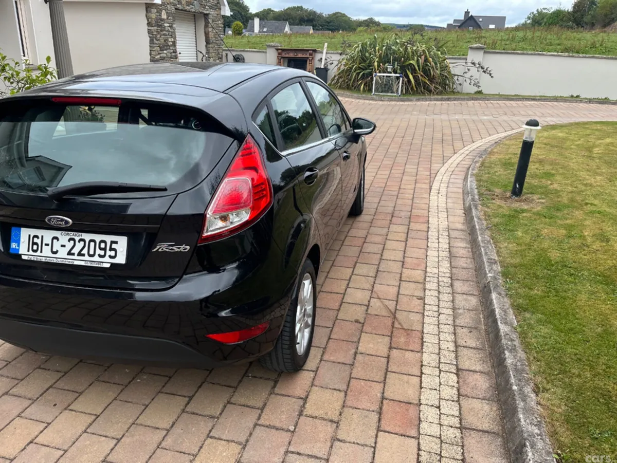 Ford Fiesta Hatchback, Petrol, 2016, Black