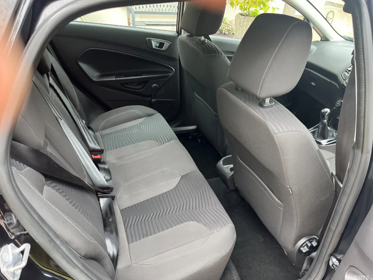 Ford Fiesta Hatchback, Petrol, 2016, Black