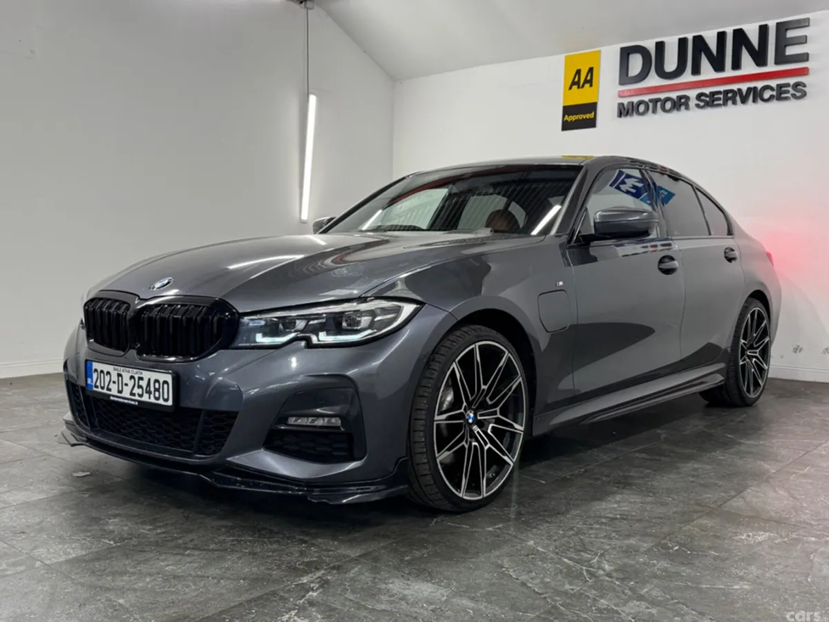 BMW 3-Series Saloon, Petrol Hybrid, 2020, Grey