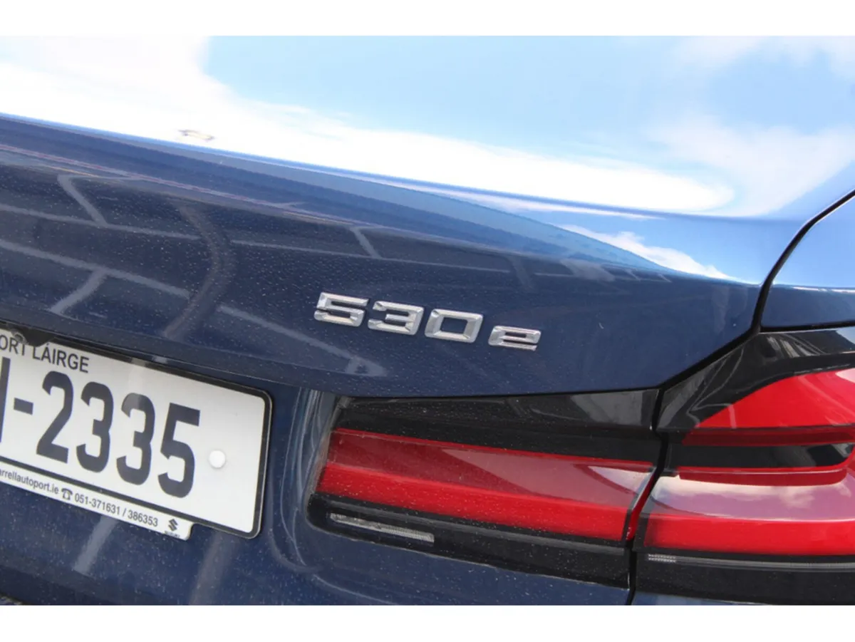 BMW 5-Series Saloon, Petrol Plug-in Hybrid, 2021, Blue