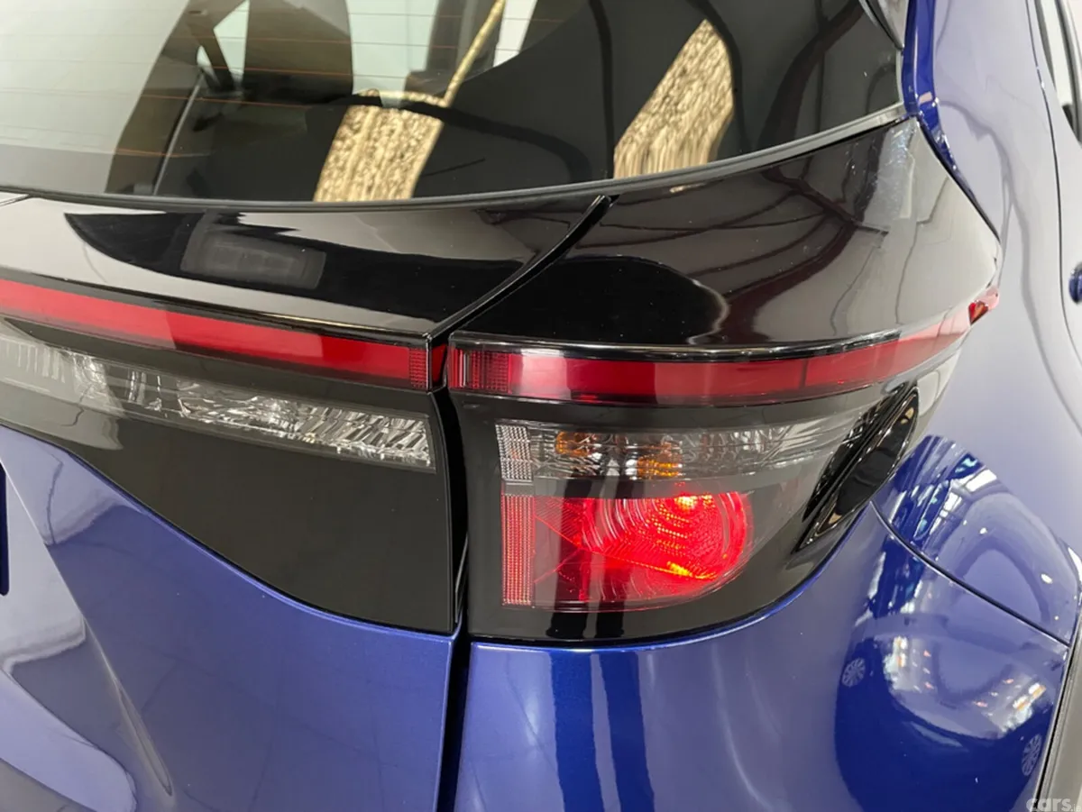 Toyota Yaris Cross SUV, Petrol Hybrid, 2022, Blue