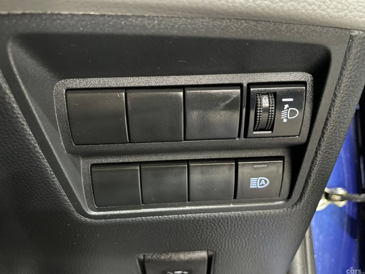Toyota Yaris Cross SUV, Petrol Hybrid, 2022, Blue