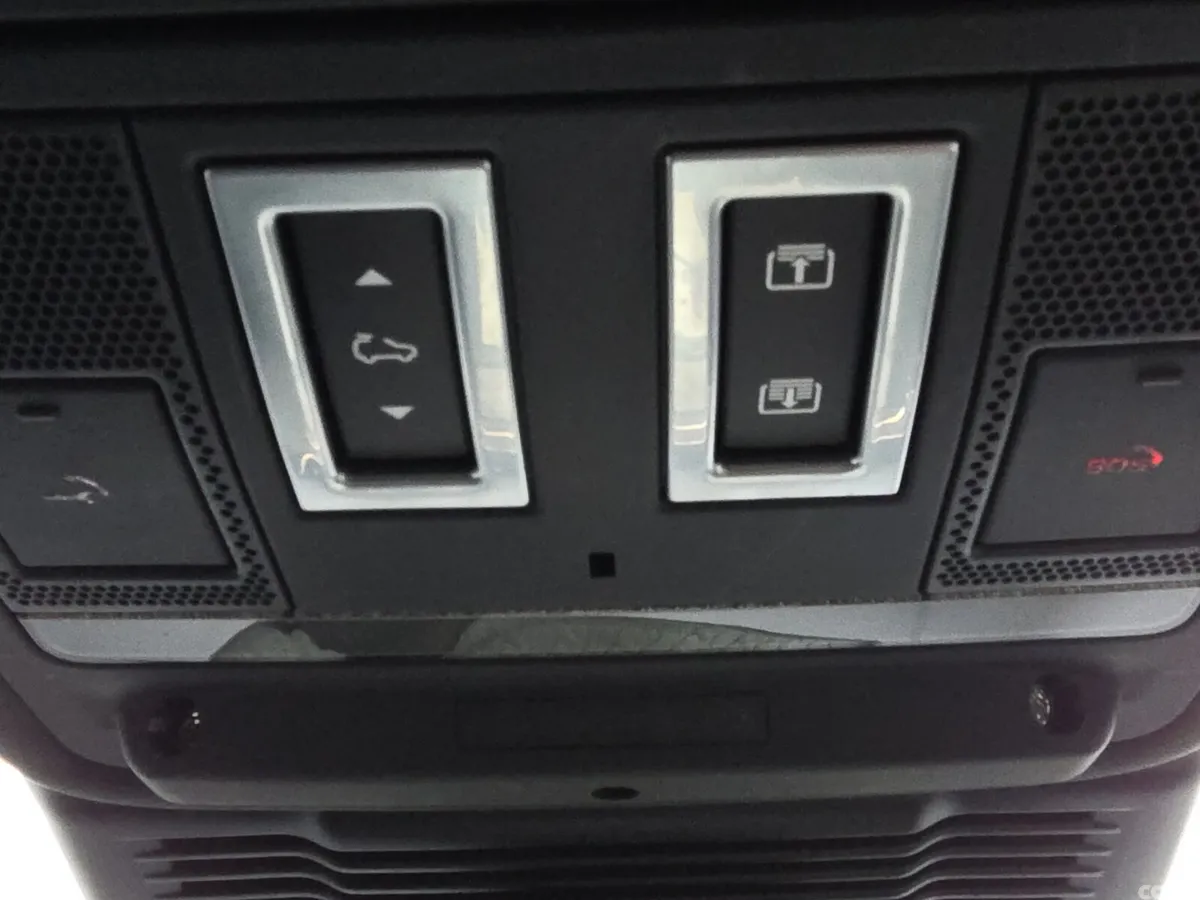 Land Rover Range Rover SUV, Petrol Plug-in Hybrid, 2021, Silver
