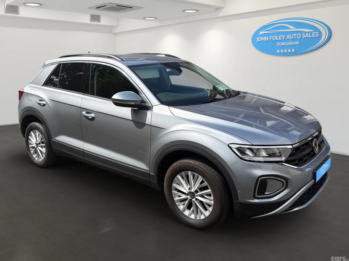 Volkswagen T-Roc SUV, Petrol, 2023, Grey