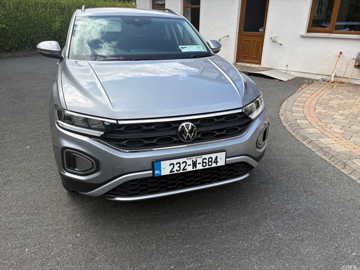 Volkswagen T-Roc SUV, Petrol, 2023, Grey