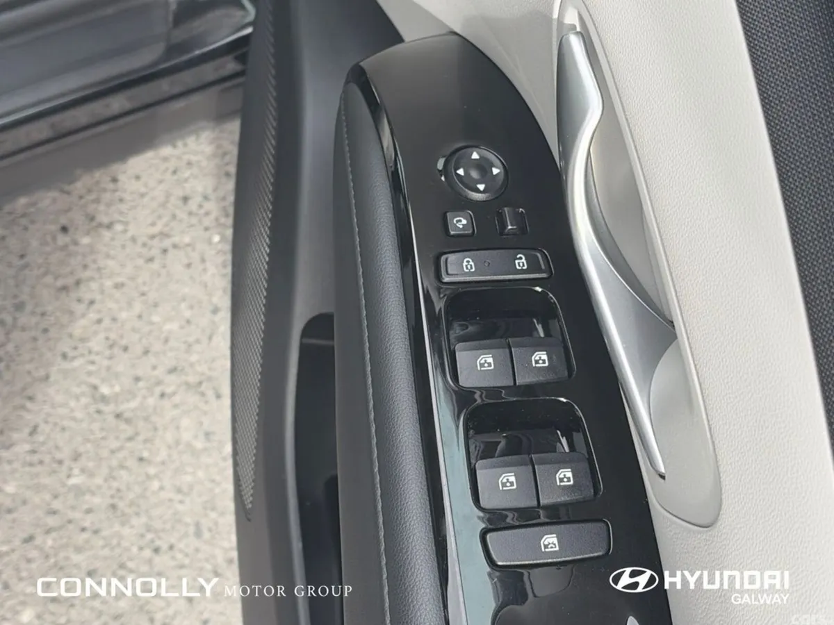 Hyundai Tucson SUV, Petrol Hybrid, 2024, Black