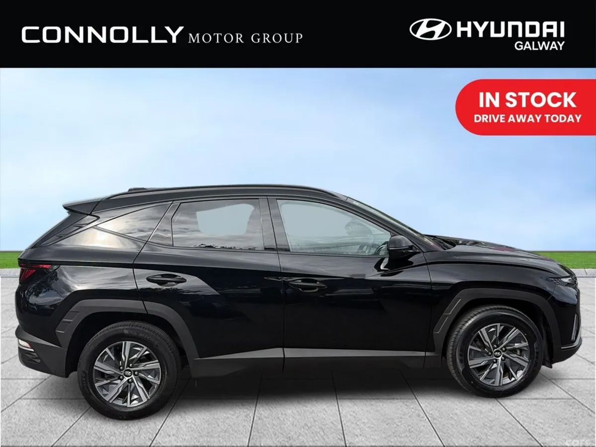 Hyundai Tucson SUV, Petrol Hybrid, 2024, Black