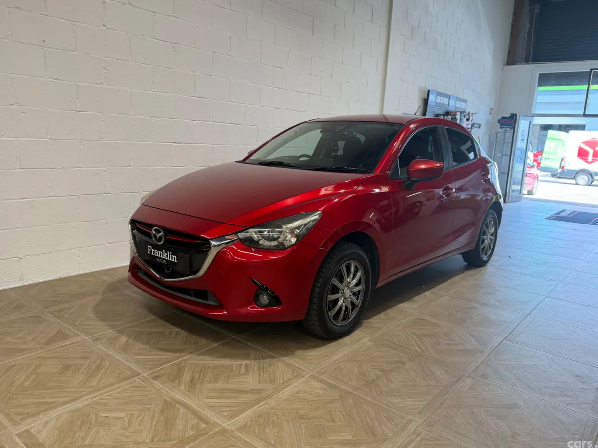 Mazda Demio MPV, Diesel, 2015, Red