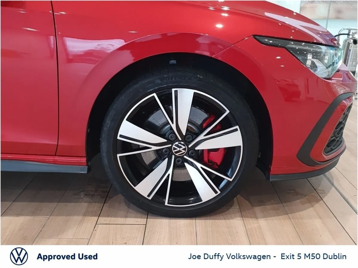 Volkswagen Golf Estate, Petrol Plug-in Hybrid, 2023, Red