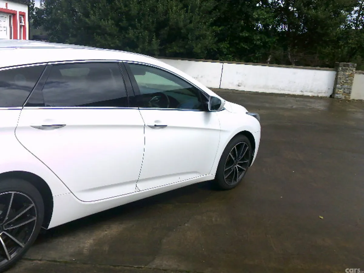 Hyundai i40 Estate, Diesel, 2016, White