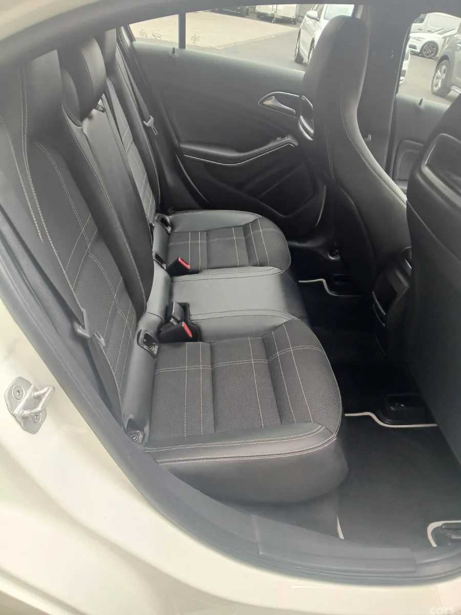 Mercedes-Benz A-Class Hatchback, Diesel, 2013, White