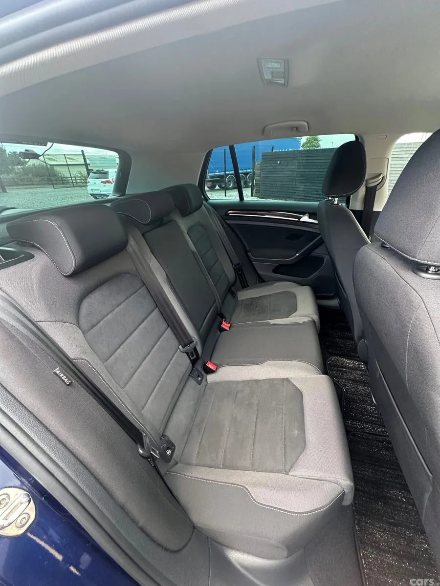 Volkswagen Golf Hatchback, Petrol, 2019, Blue