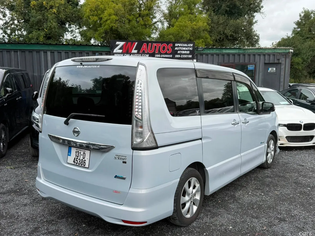 Nissan Serena MPV, Petrol Hybrid, 2013, Silver