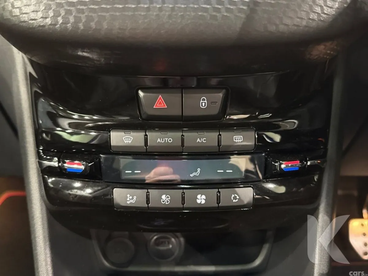 Peugeot 2008 SUV, Petrol, 2020, Blue