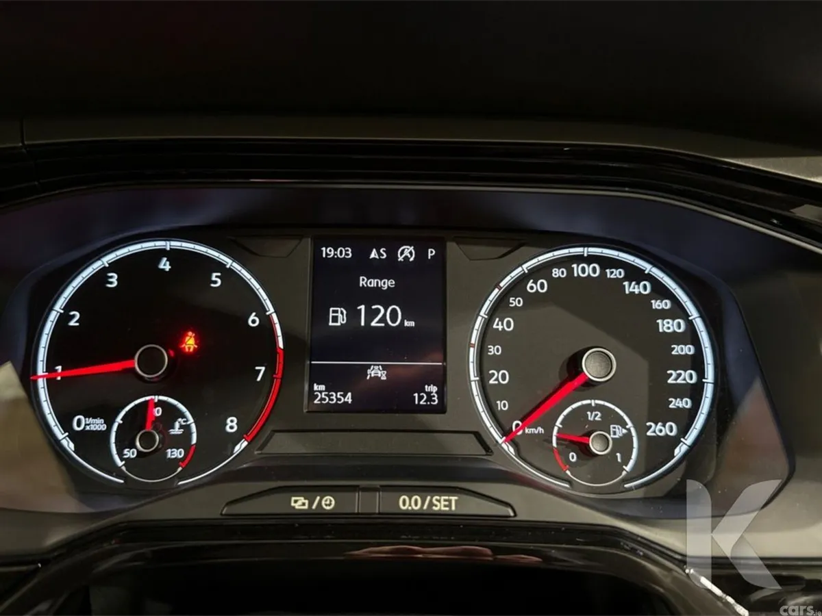 Volkswagen Polo Hatchback, Petrol, 2021, Red