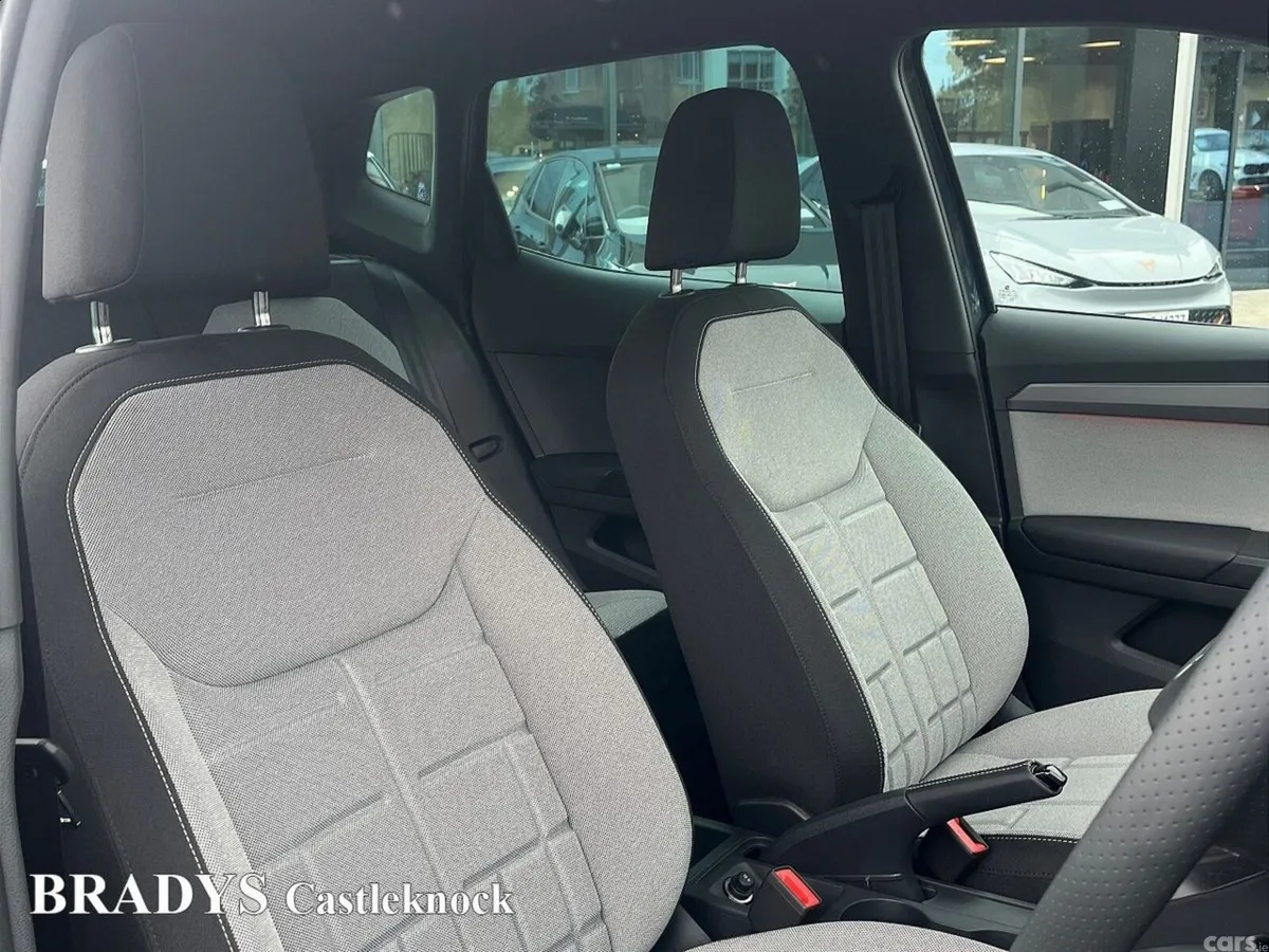 SEAT Arona SUV, Petrol, 2027, Blue