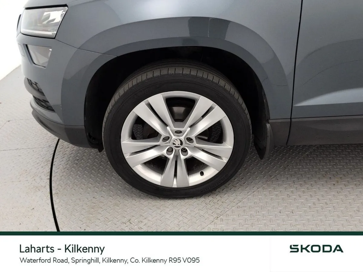 Skoda Karoq SUV, Petrol, 2020, Grey