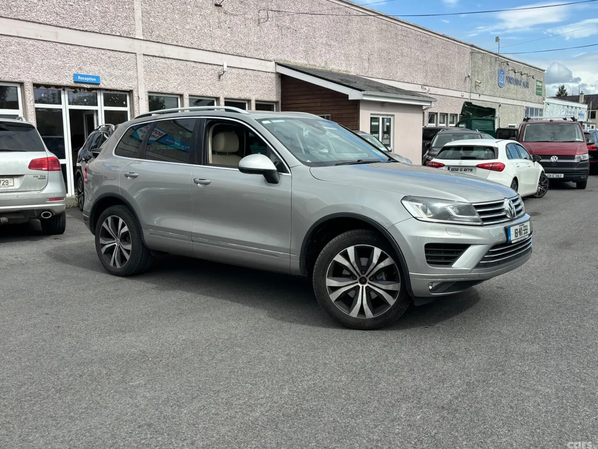 Volkswagen Touareg SUV, Diesel, 2016, Silver