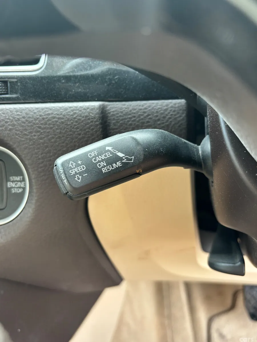 Volkswagen Touareg SUV, Diesel, 2016, Silver