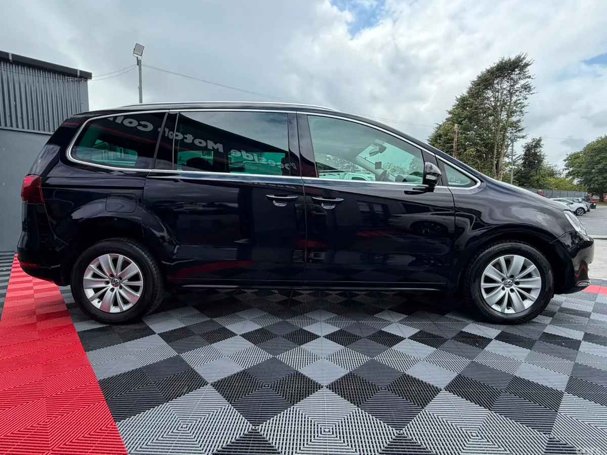 Volkswagen Sharan MPV, Diesel, 2017, Black