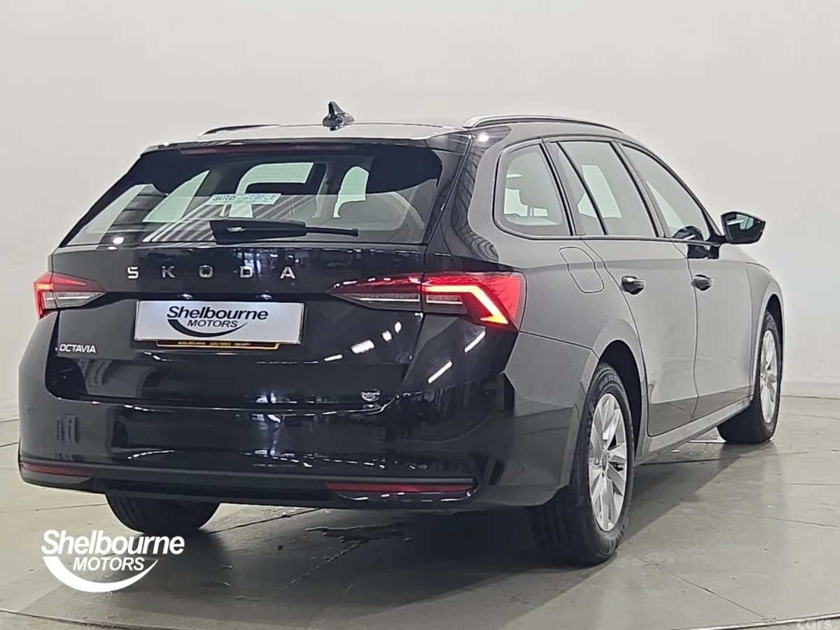 Skoda Octavia Estate, Diesel, 2025, Black