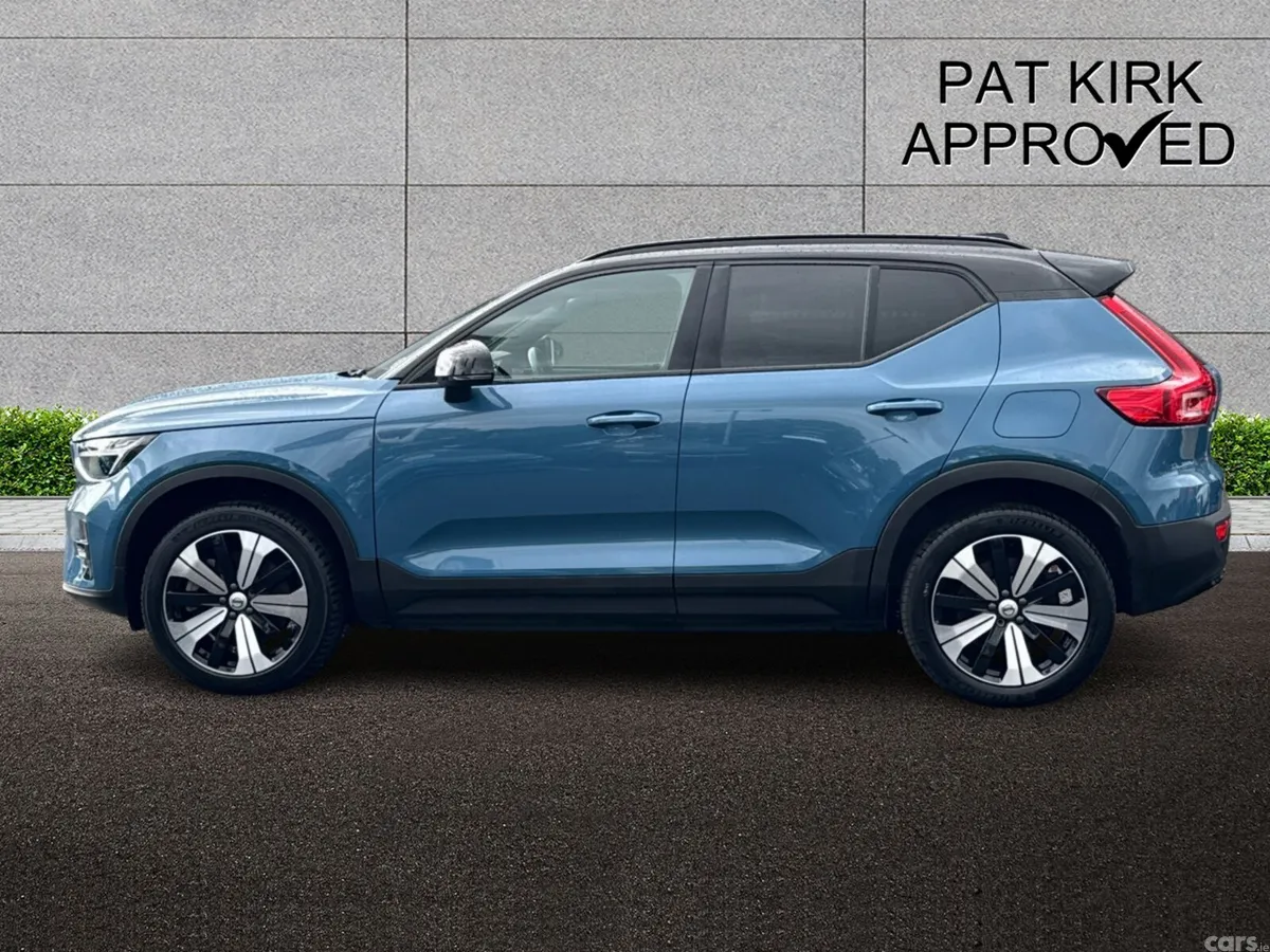 Volvo XC40 Estate, Electric, 2023, Blue