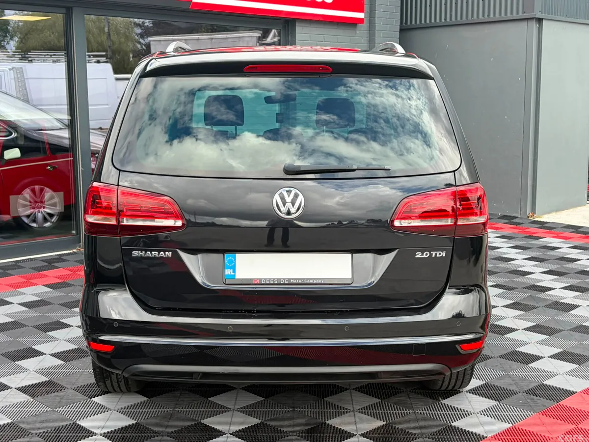 Volkswagen Sharan MPV, Diesel, 2017, Black