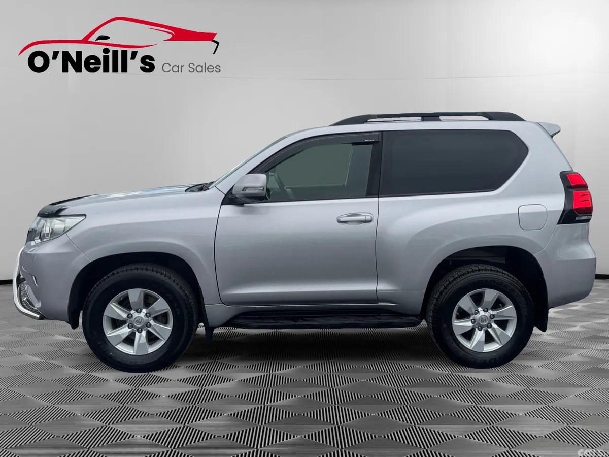 Toyota Land Cruiser Pick Up, Diesel, 2020, Silver